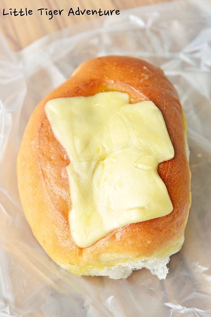 Gu Ling Jing Guai bread